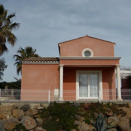 Villa Avec Piscine Агд Екстер'єр фото