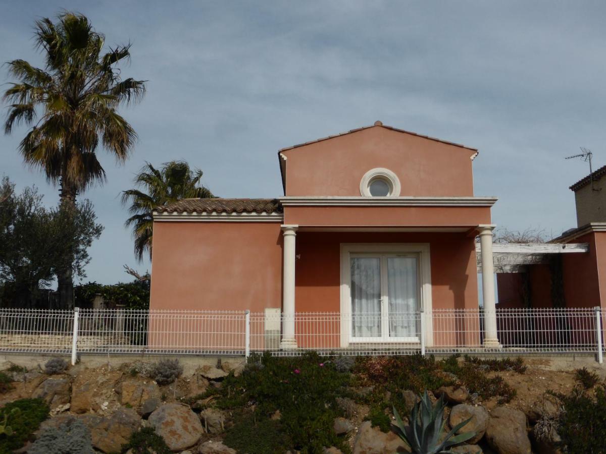 Villa Avec Piscine Агд Екстер'єр фото