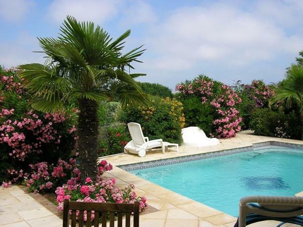 Villa Avec Piscine Агд Екстер'єр фото